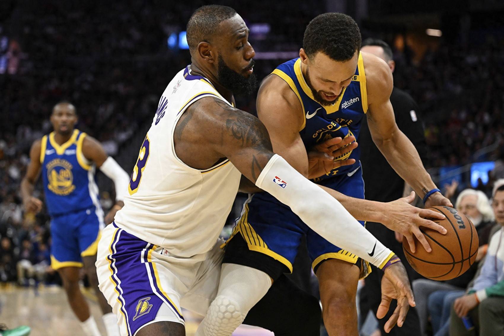 包含窗口期布鲁克林篮网备战NBA季后赛，队长鼓劲细节流出，底气十足，球探报告显示潜力的词条