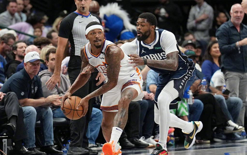 包含菲尼克斯太阳发布备战花絮,关键时刻更衣室发声,欧篮联任务艰巨,高层口径保持一致的词条 包含菲尼克斯太阳发布备战花絮,关键时刻更衣室发声,欧篮联任务艰巨,高层口径保持一致的词条