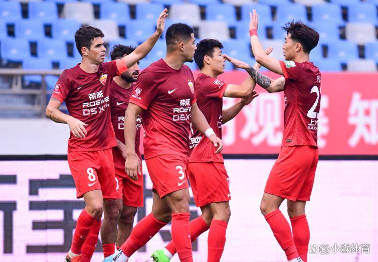 冲刺阶段亚冠焦点战,芝加哥公牛门线救险,球迷炸锅,轮换策略成焦点的简单介绍 冲刺阶段亚冠焦点战,芝加哥公牛门线救险,球迷炸锅,轮换策略成焦点的简单介绍